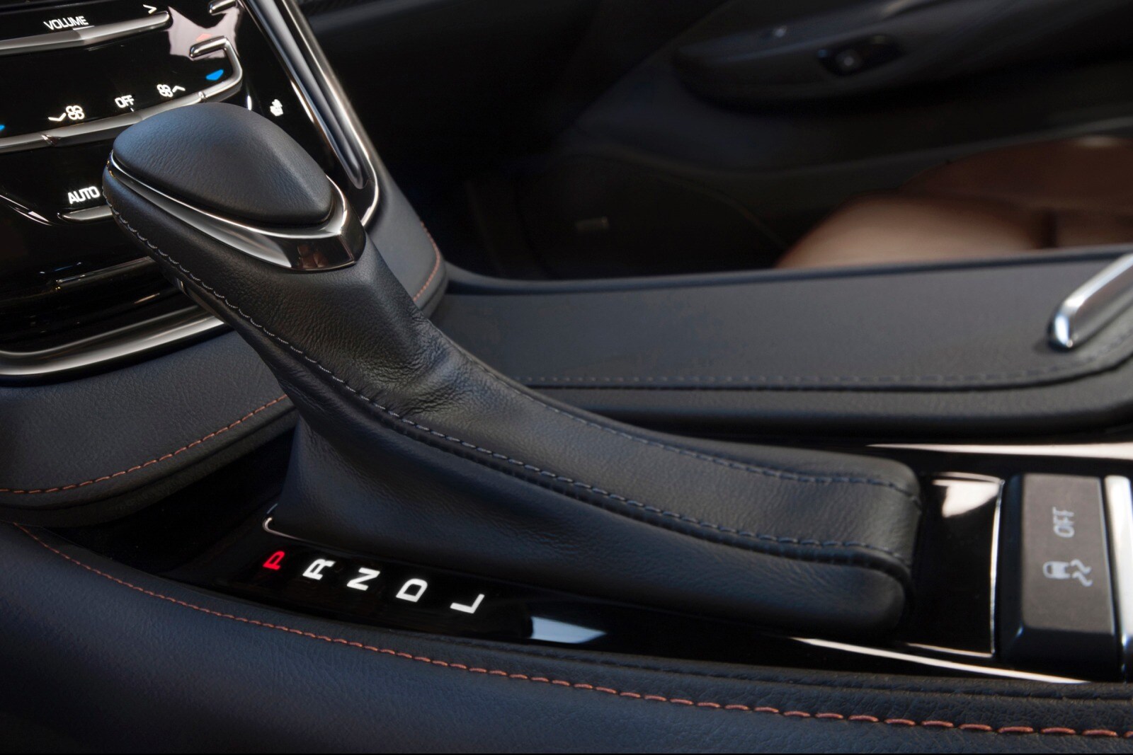 2014 Cadillac ELR interior SHF