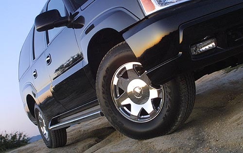 2003 Cadillac Escalade ESV exterior W