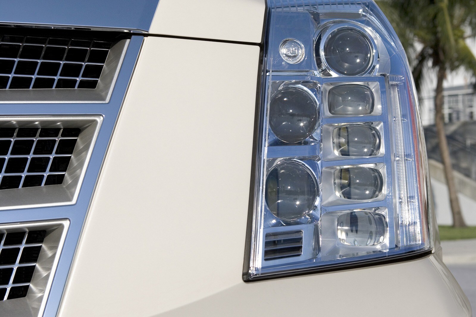 2008 Cadillac Escalade ESV exterior EDETAIL