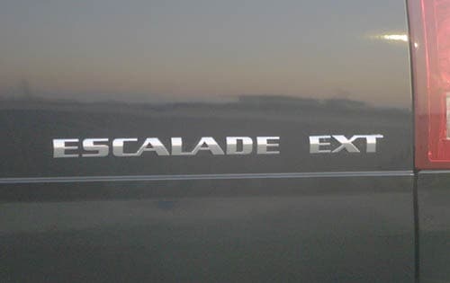 2002 Cadillac Escalade EXT exterior FBDG