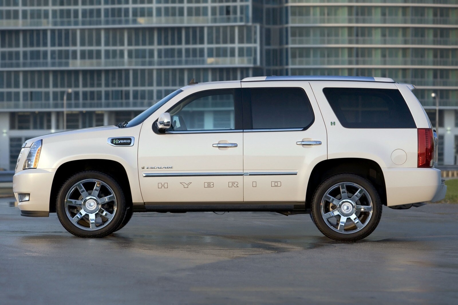 2012 Cadillac Escalade exterior F