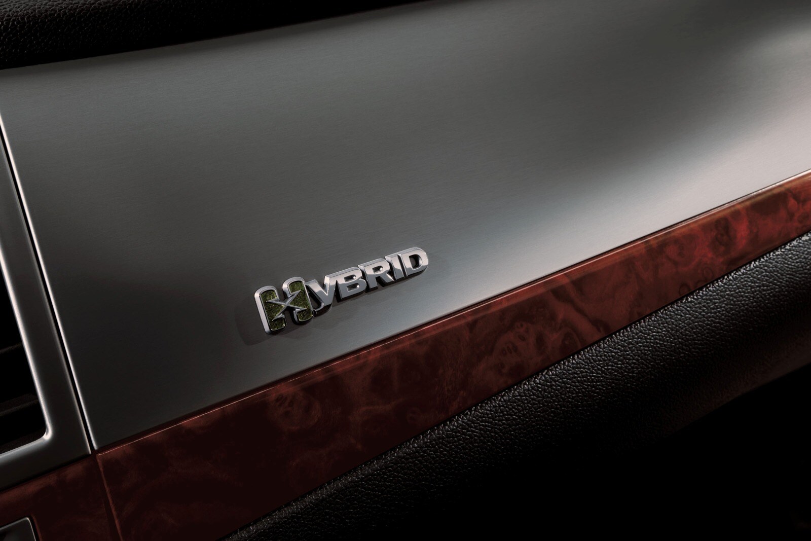 2012 Cadillac Escalade ESV front safety DETAIL