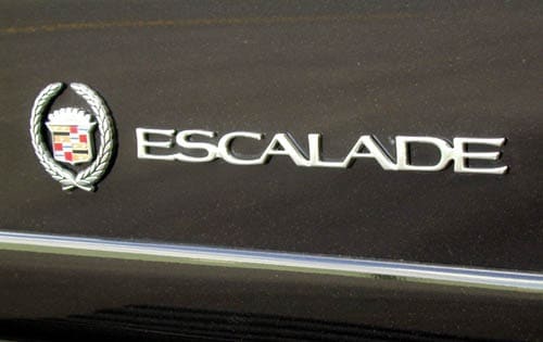 2000 Cadillac Escalade exterior FBDG