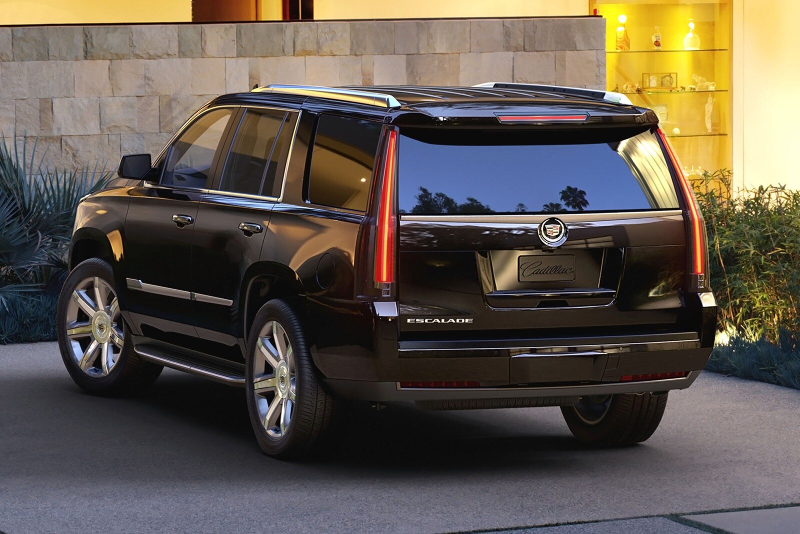 2015 Cadillac Escalade ESV exterior F