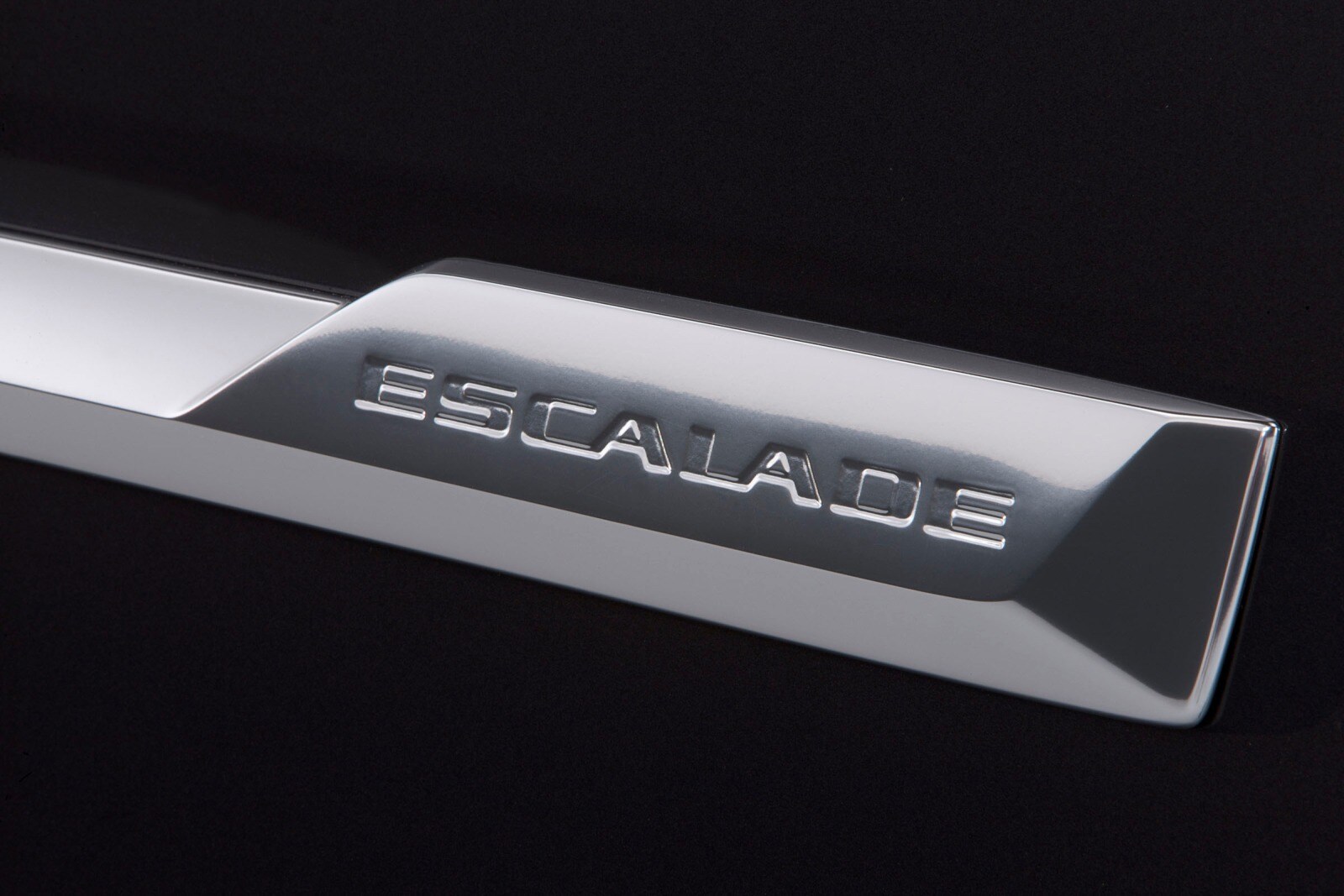 2016 Cadillac Escalade ESV exterior FBDG