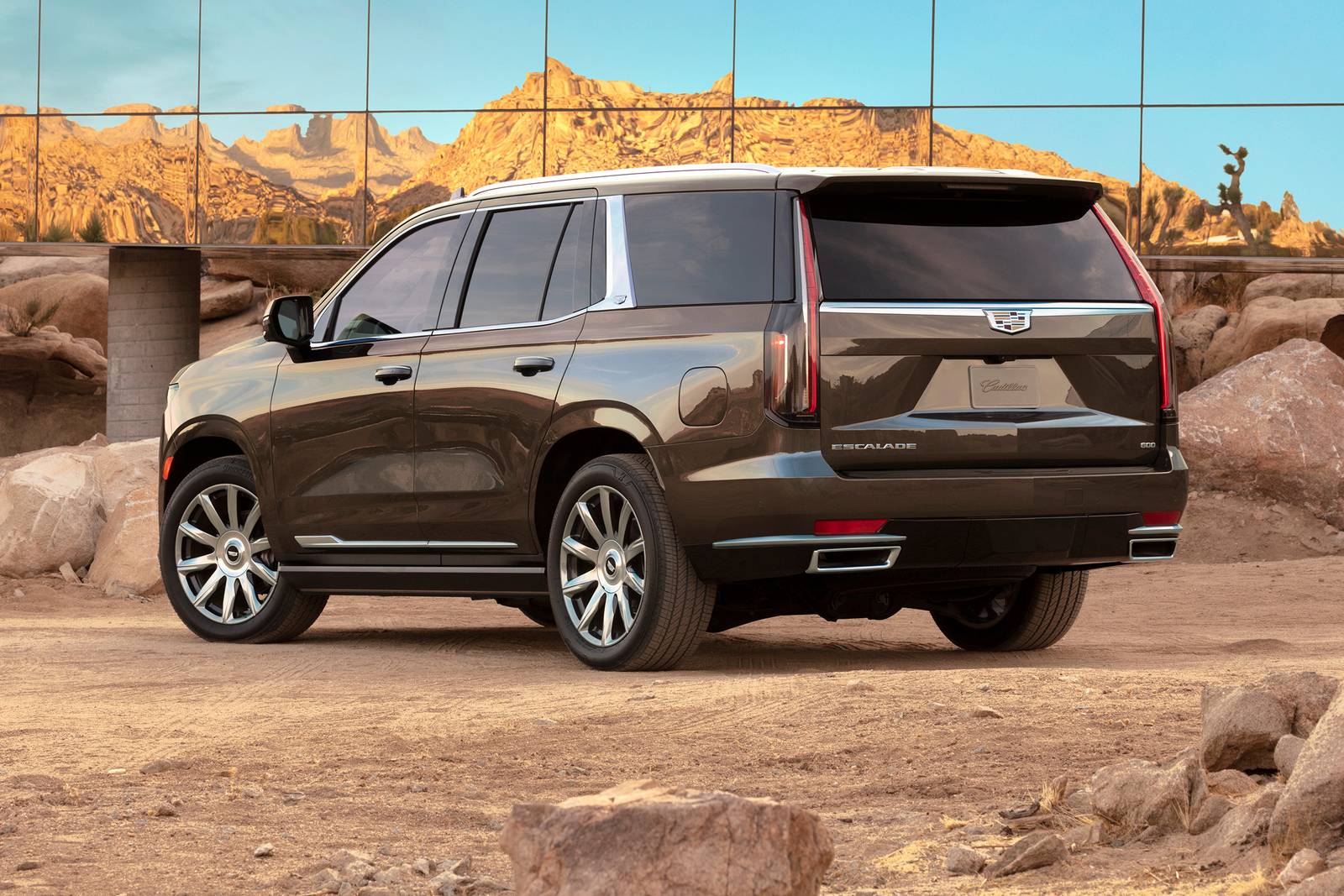 Cadillac Escalade Premium Luxury Platinum 4dr SUV Exterior Shown