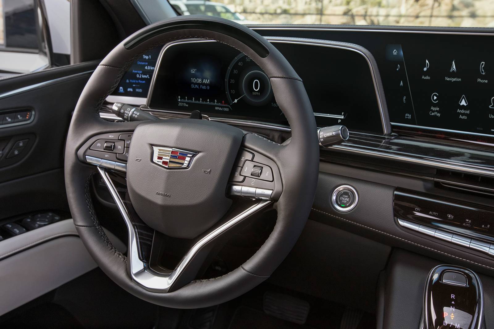2023 Cadillac Escalade interior SWD