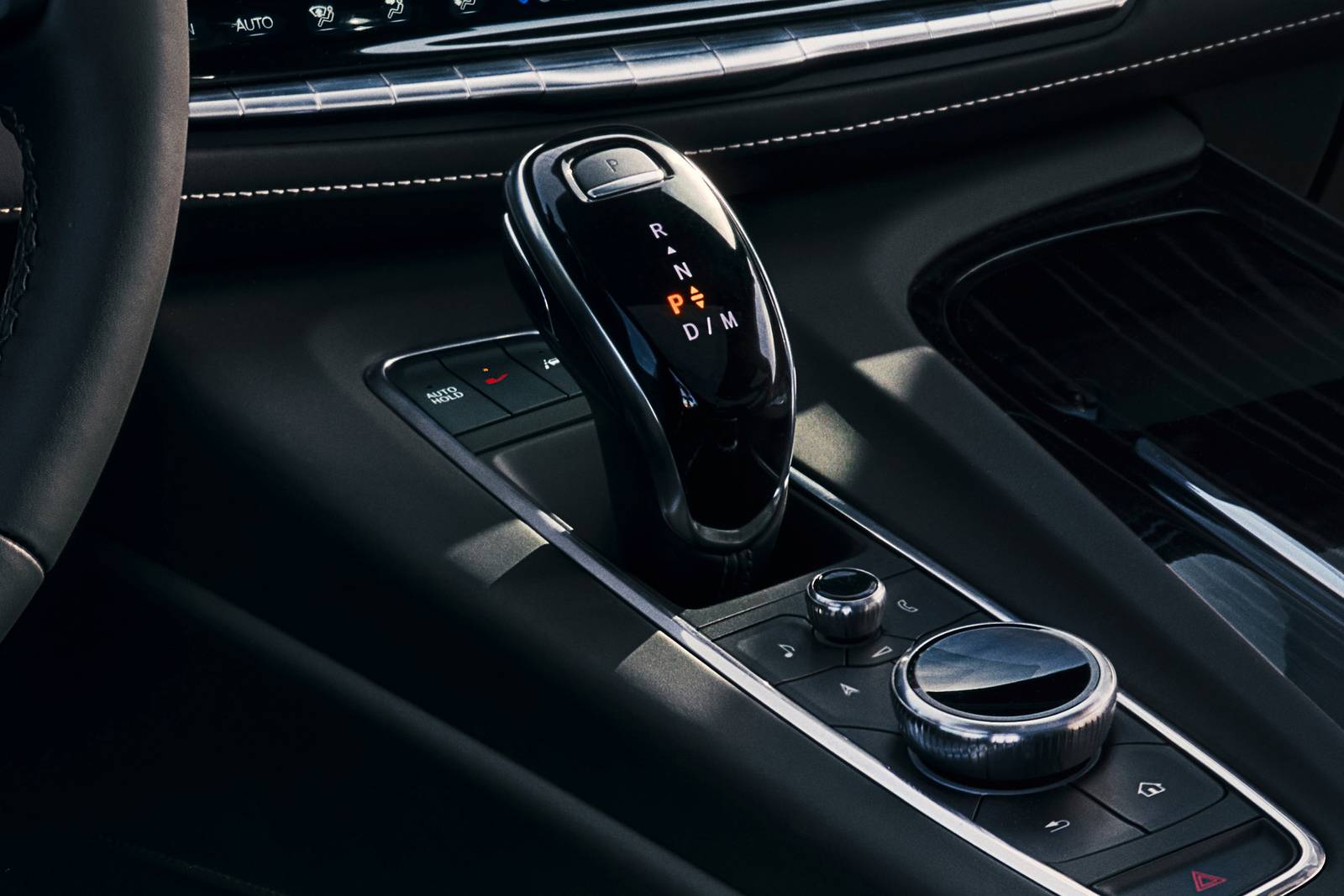 2024 Cadillac Escalade interior SHF