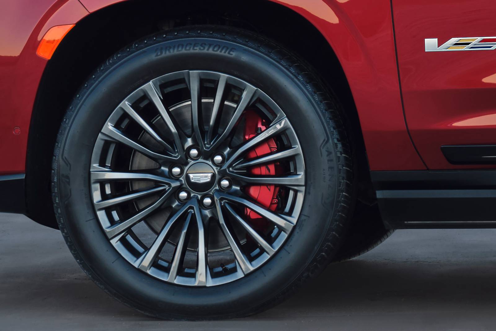 2024 Cadillac Escalade exterior W