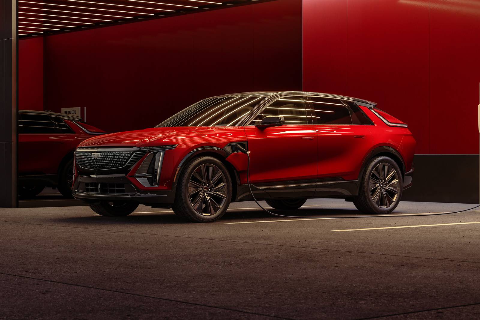 2024 Cadillac Lyriq exterior F