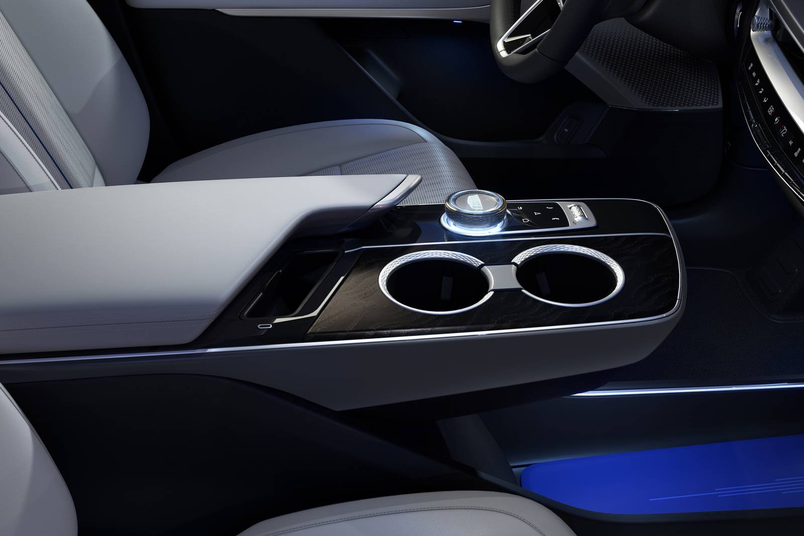 2025 Cadillac LYRIQ interior CUP