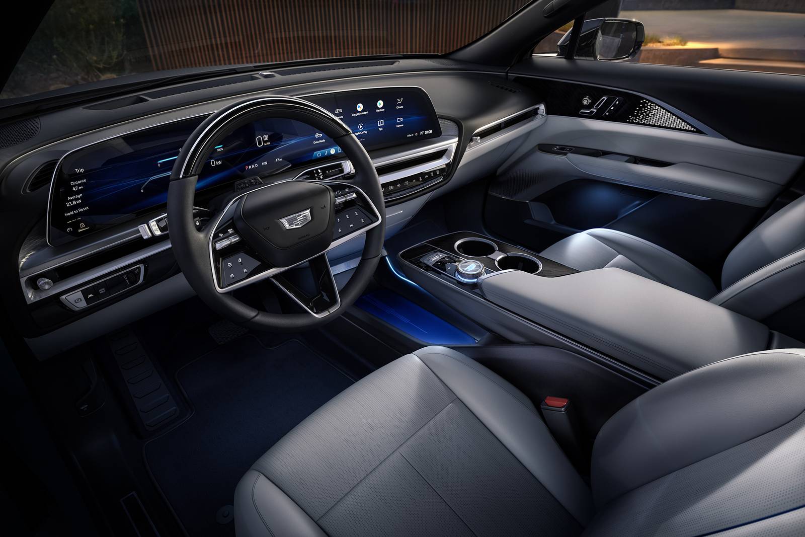 2025 Cadillac LYRIQ interior D