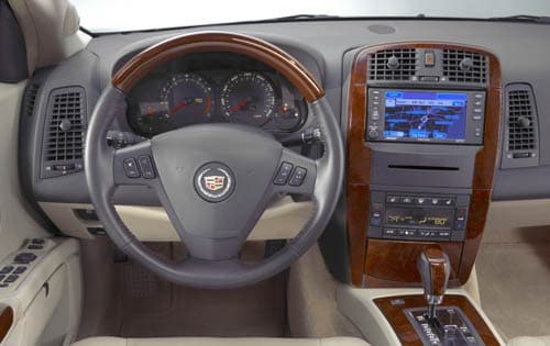 2004 Cadillac SRX interior D