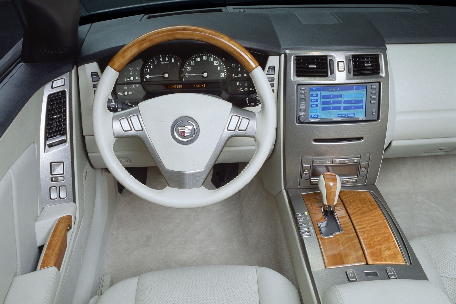 2008 Cadillac XLR-V interior D