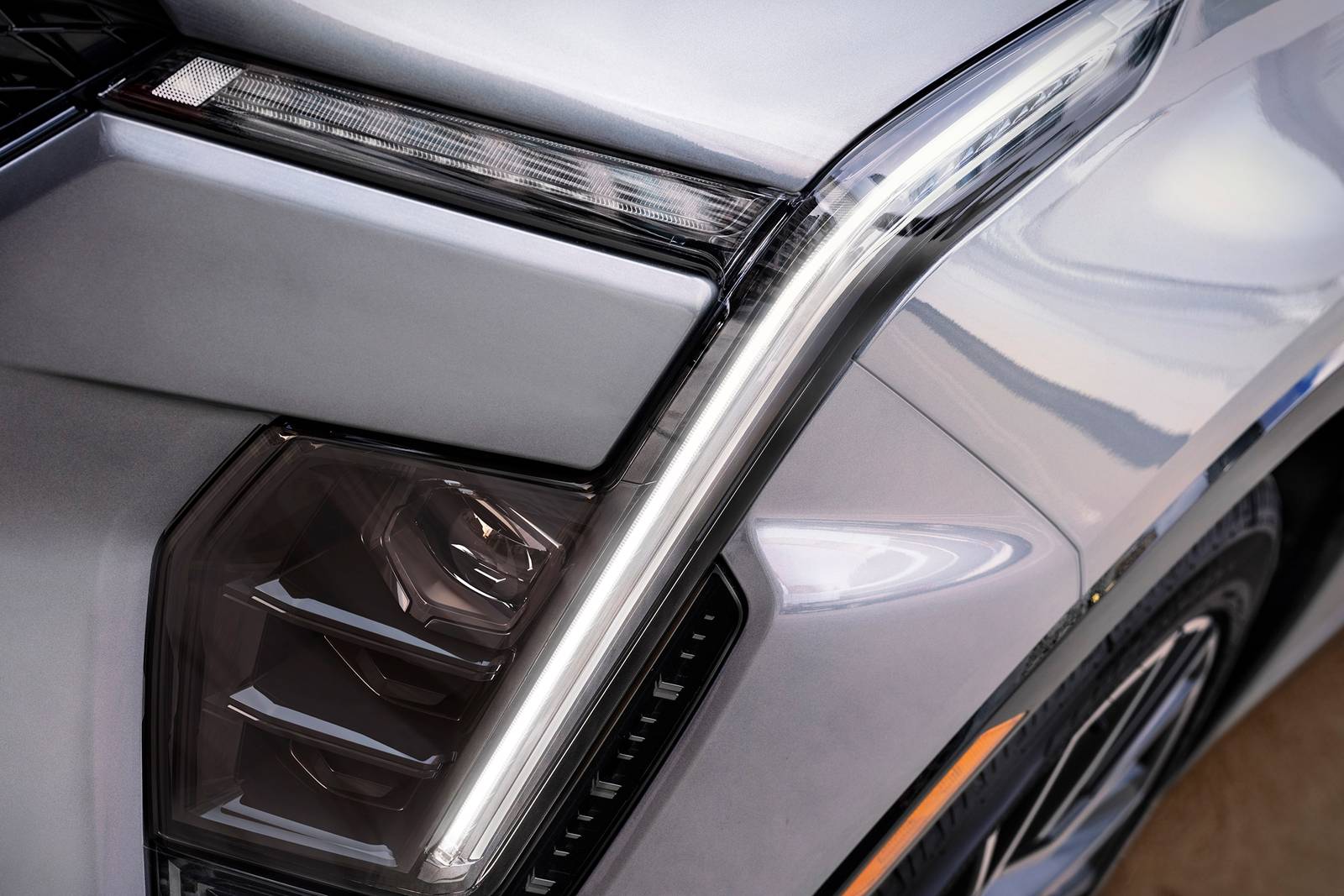 2025 Cadillac XT4 exterior EDETAIL