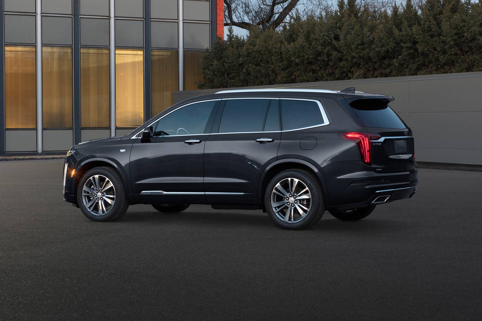 2023 Cadillac XT6 exterior F
