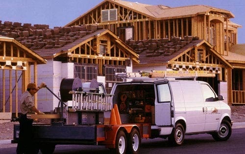 2000 Chevrolet Astro Cargo exterior RQ