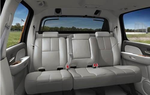 2008 Chevrolet Avalanche interior RI