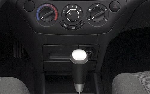 2008 Chevrolet Aveo interior CC