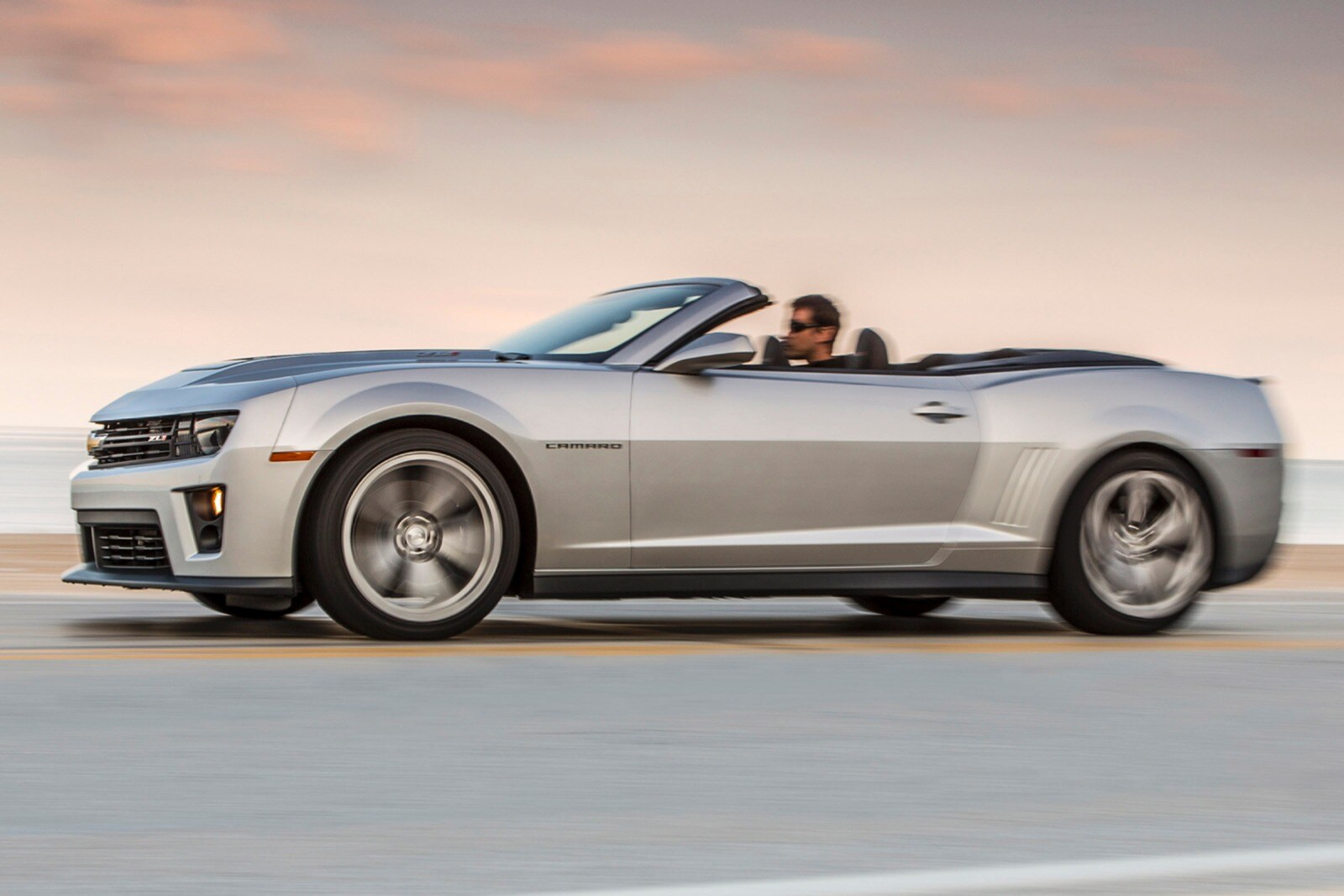 2015 Chevrolet Camaro exterior FQ