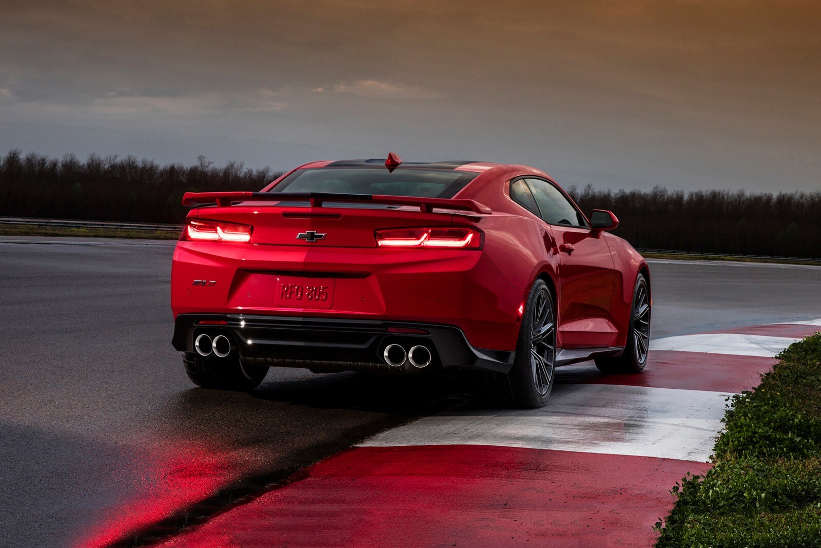 2018 Chevrolet Camaro front safety FQ