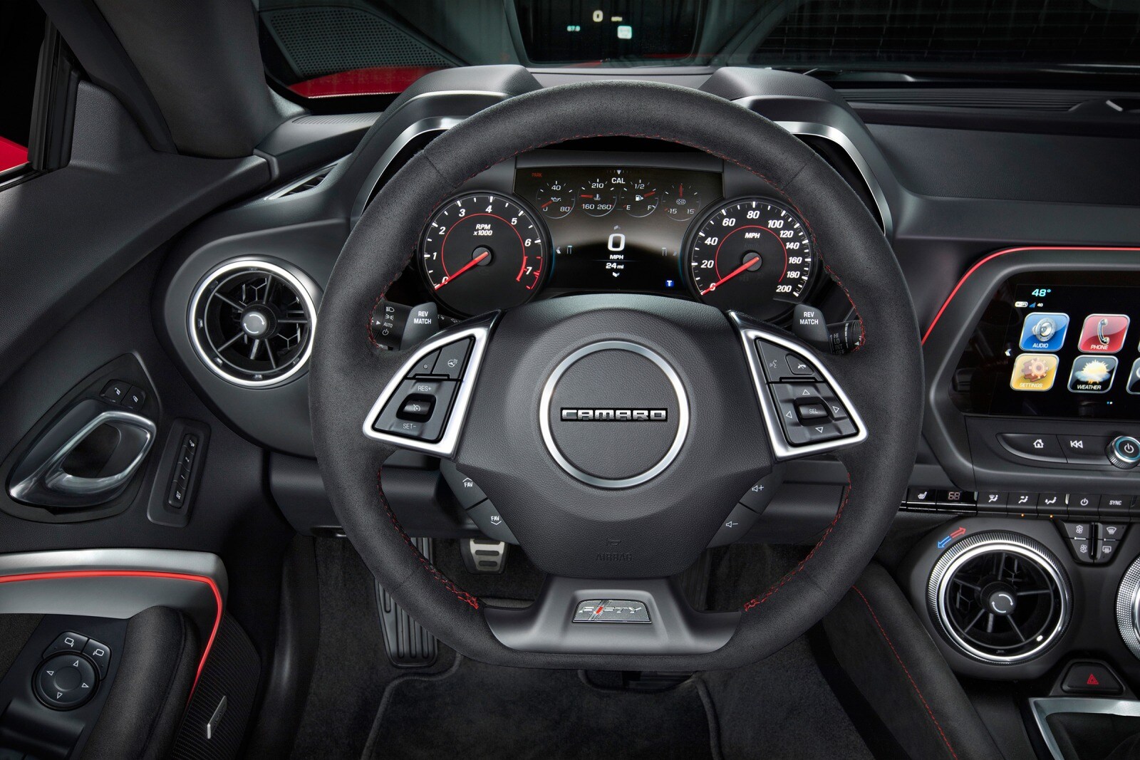 2018 Chevrolet Camaro interior SWD