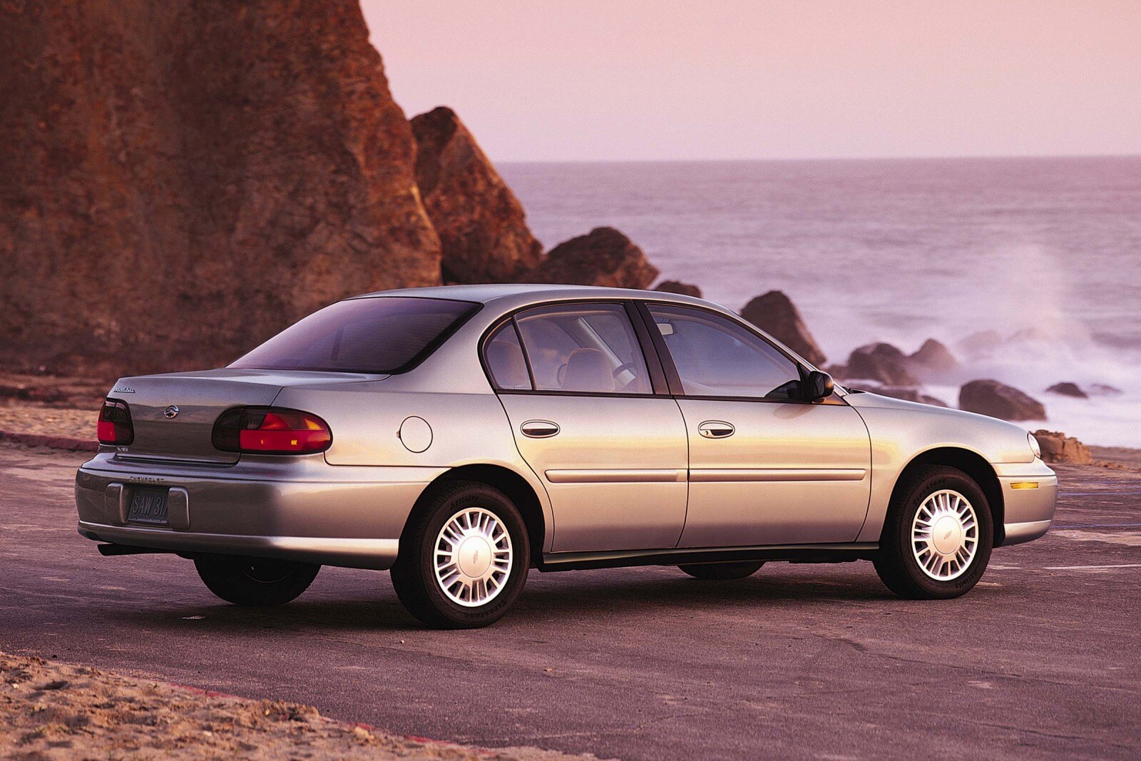 2004 Chevrolet Classic Sedan Exterior