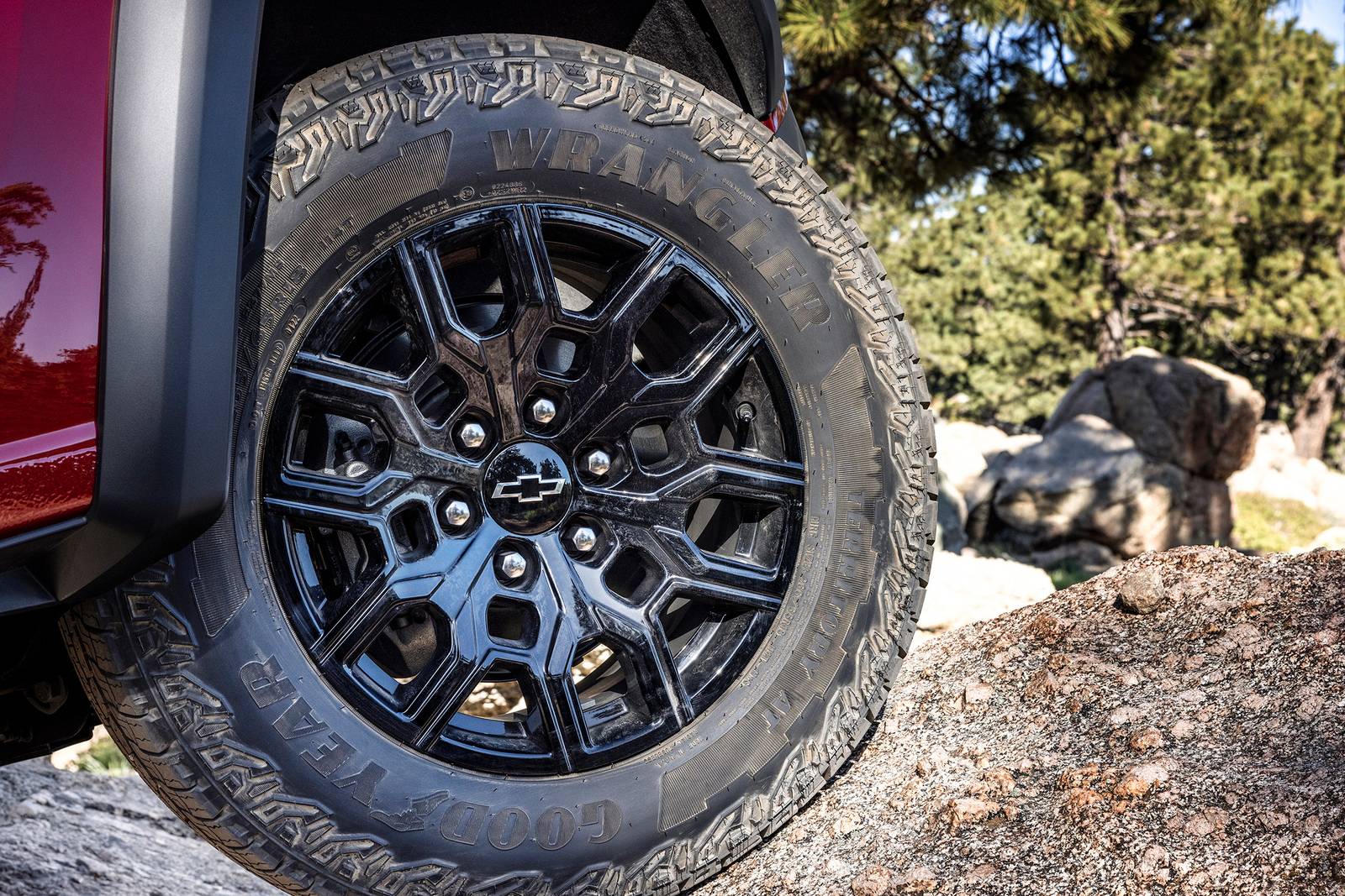 2025 Chevrolet Colorado exterior W