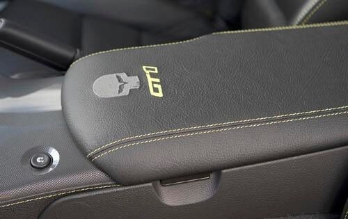 2009 Chevrolet Corvette interior CC