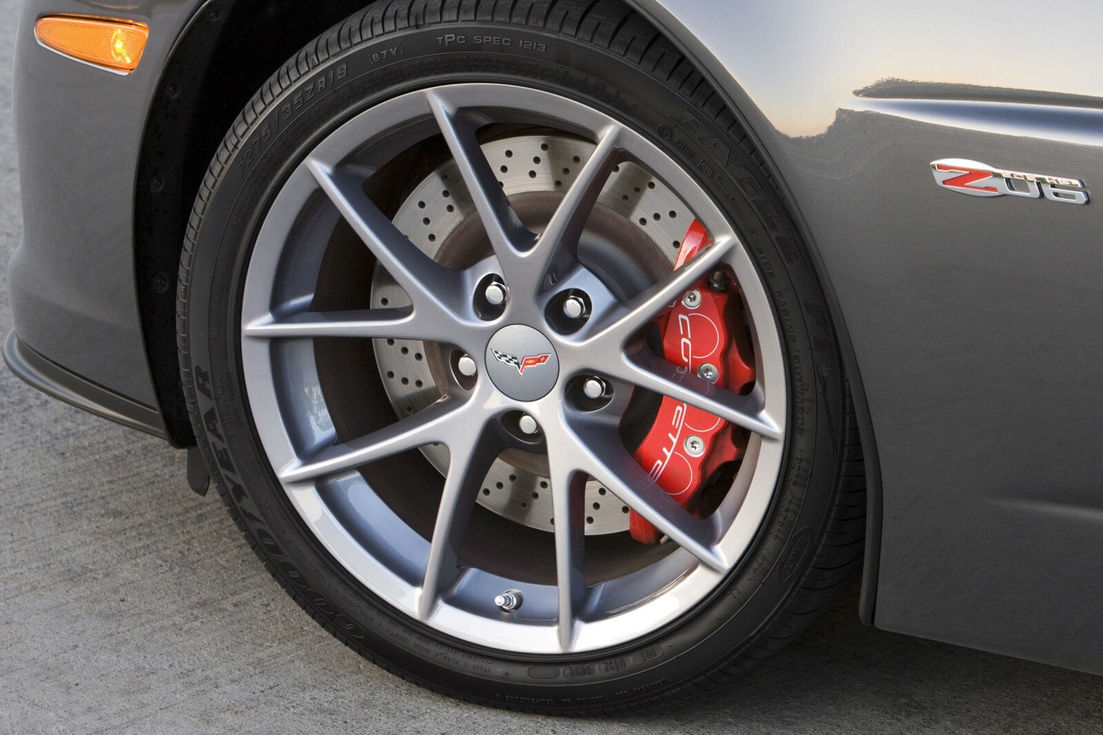2010 Chevrolet Corvette — OEM photo 5