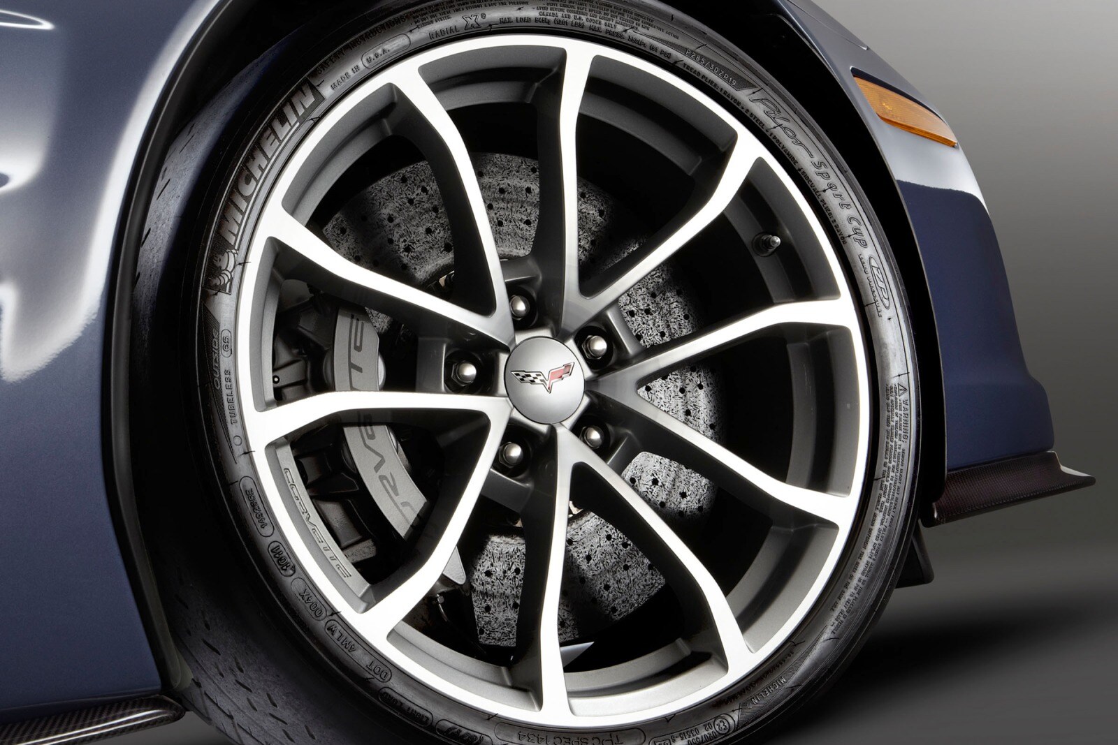 2013 Chevrolet Corvette exterior W