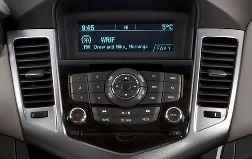 2011 Chevrolet Cruze interior CC