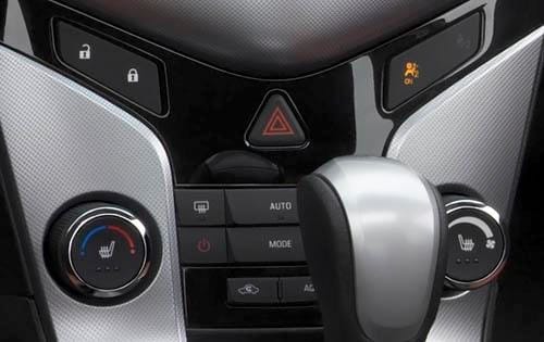 2011 Chevrolet Cruze interior CC