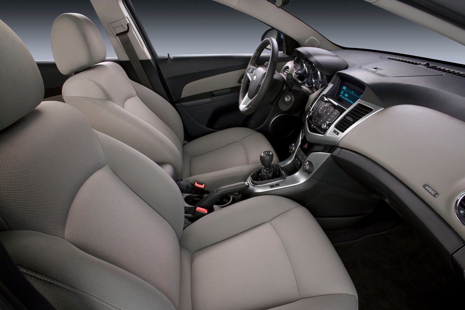 2013 Chevrolet Cruze interior I