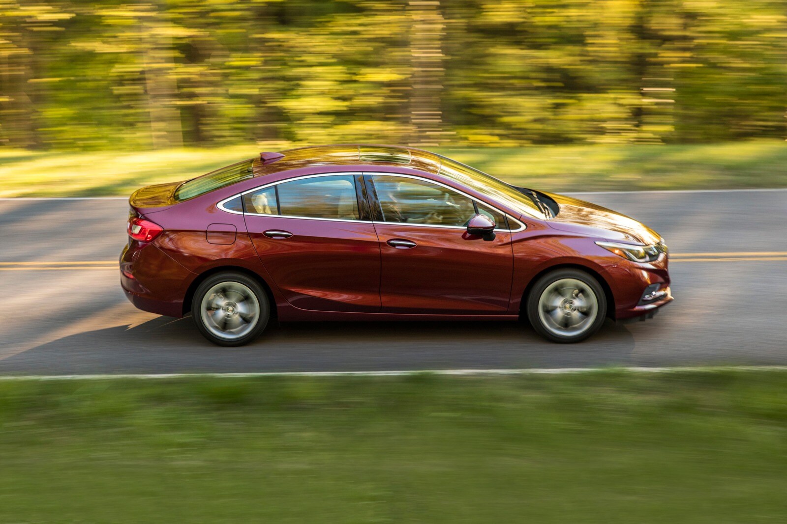 2018 Chevrolet Cruze exterior S