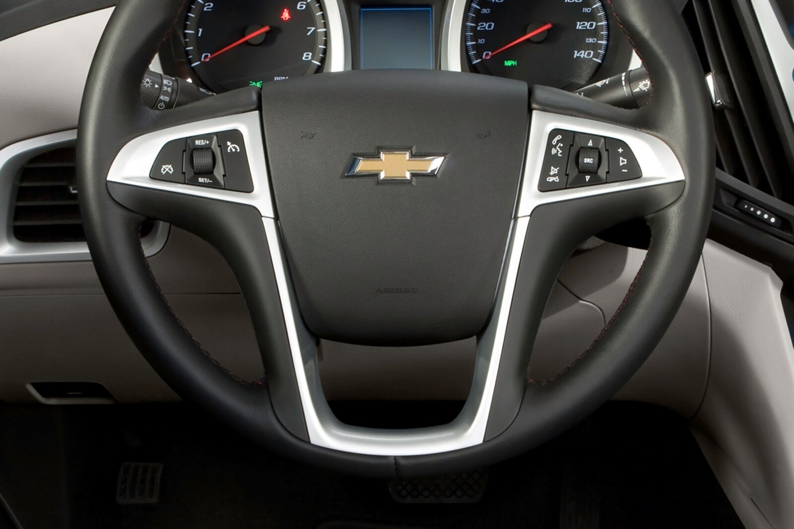 2013 Chevrolet Equinox interior SWD