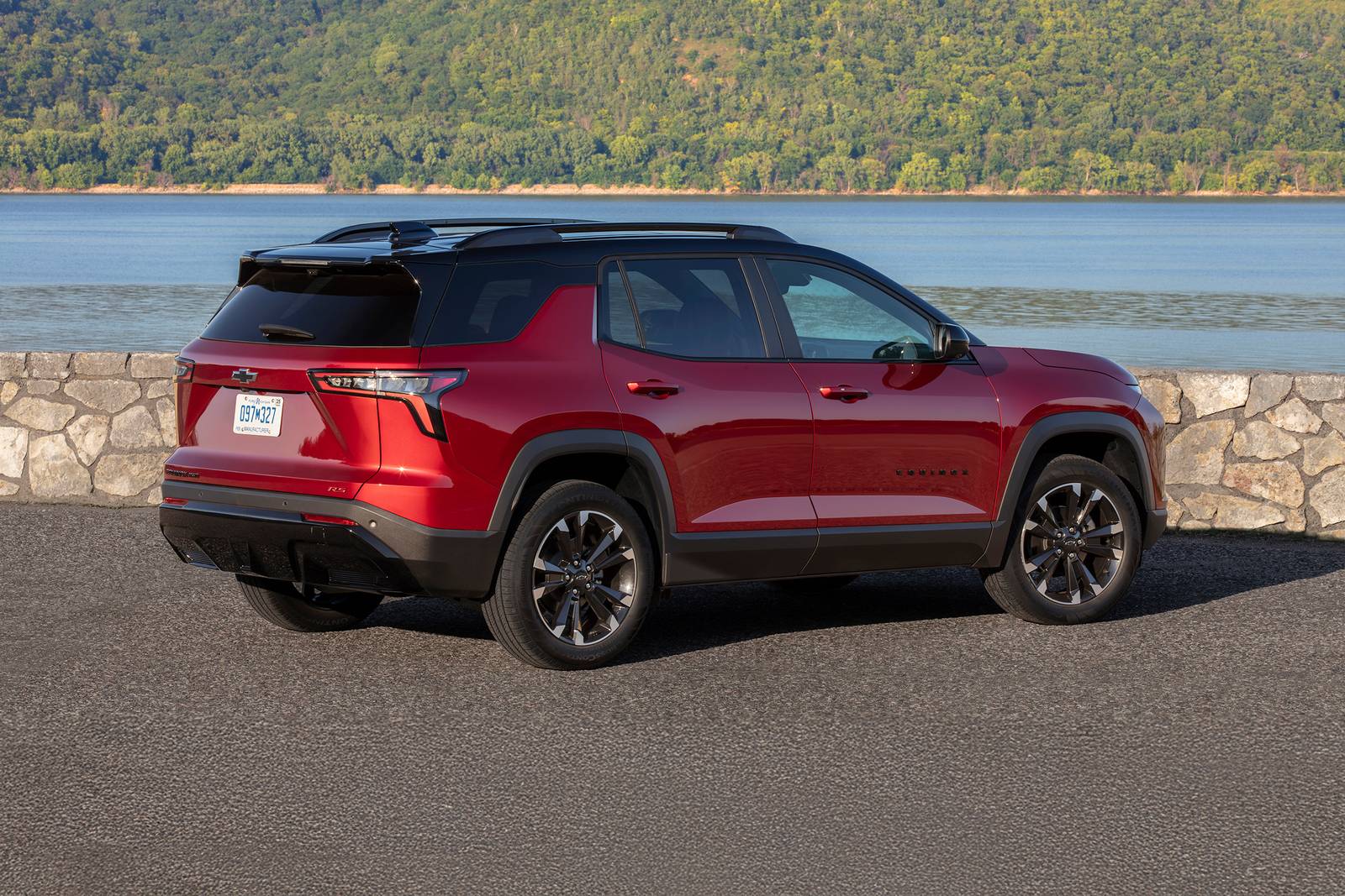 2025 Chevrolet Equinox RS 4dr SUV Exterior