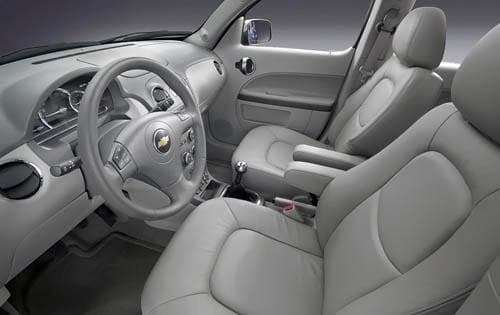 2011 Chevrolet HHR interior I