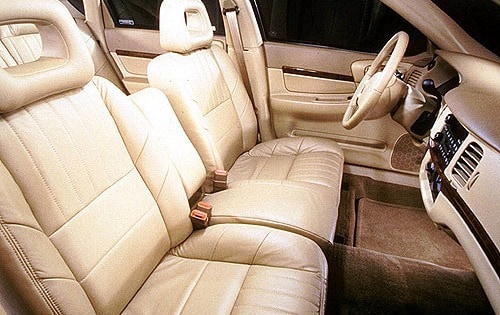 2000 Chevrolet Impala interior I