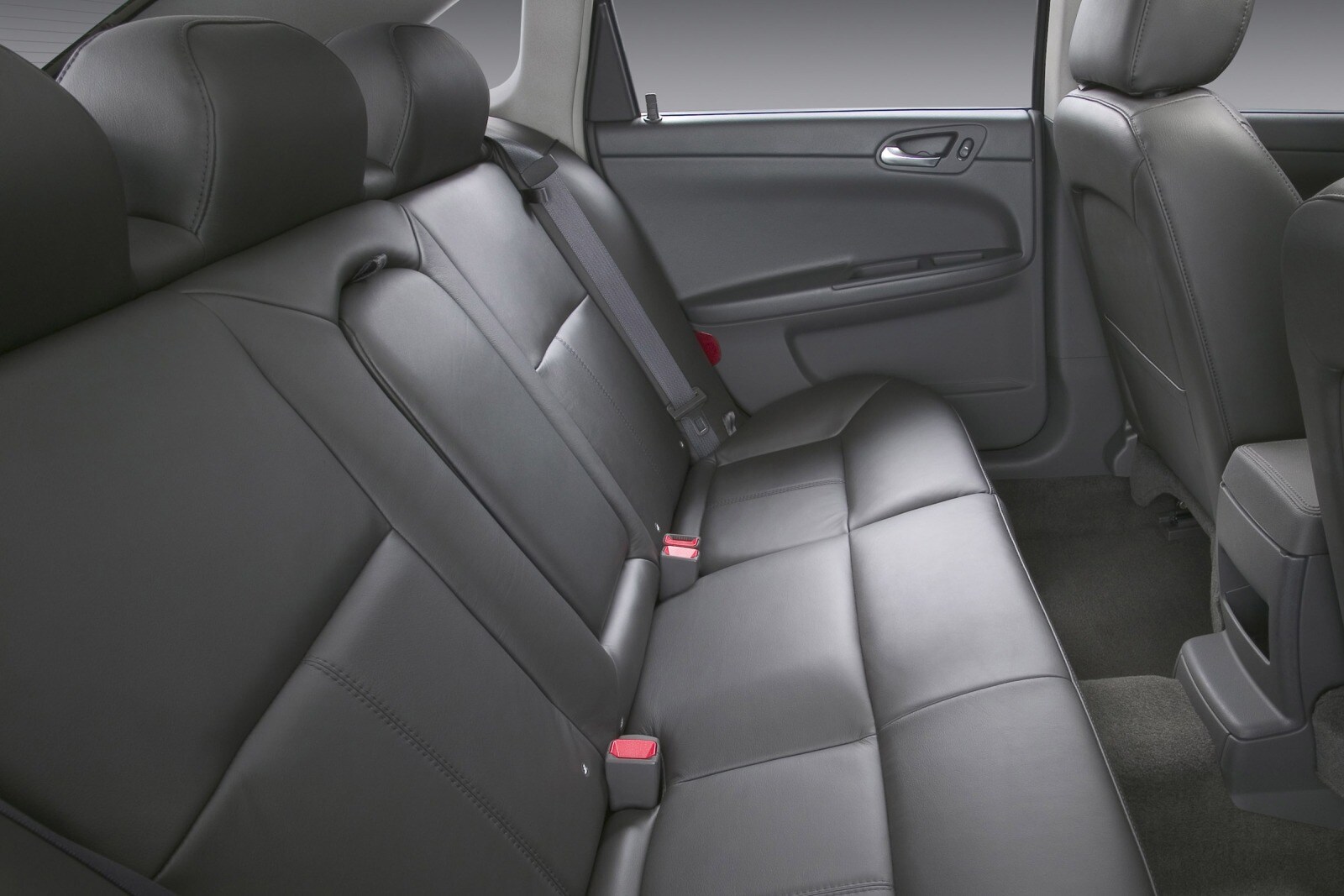 2007 Chevrolet Impala interior RI