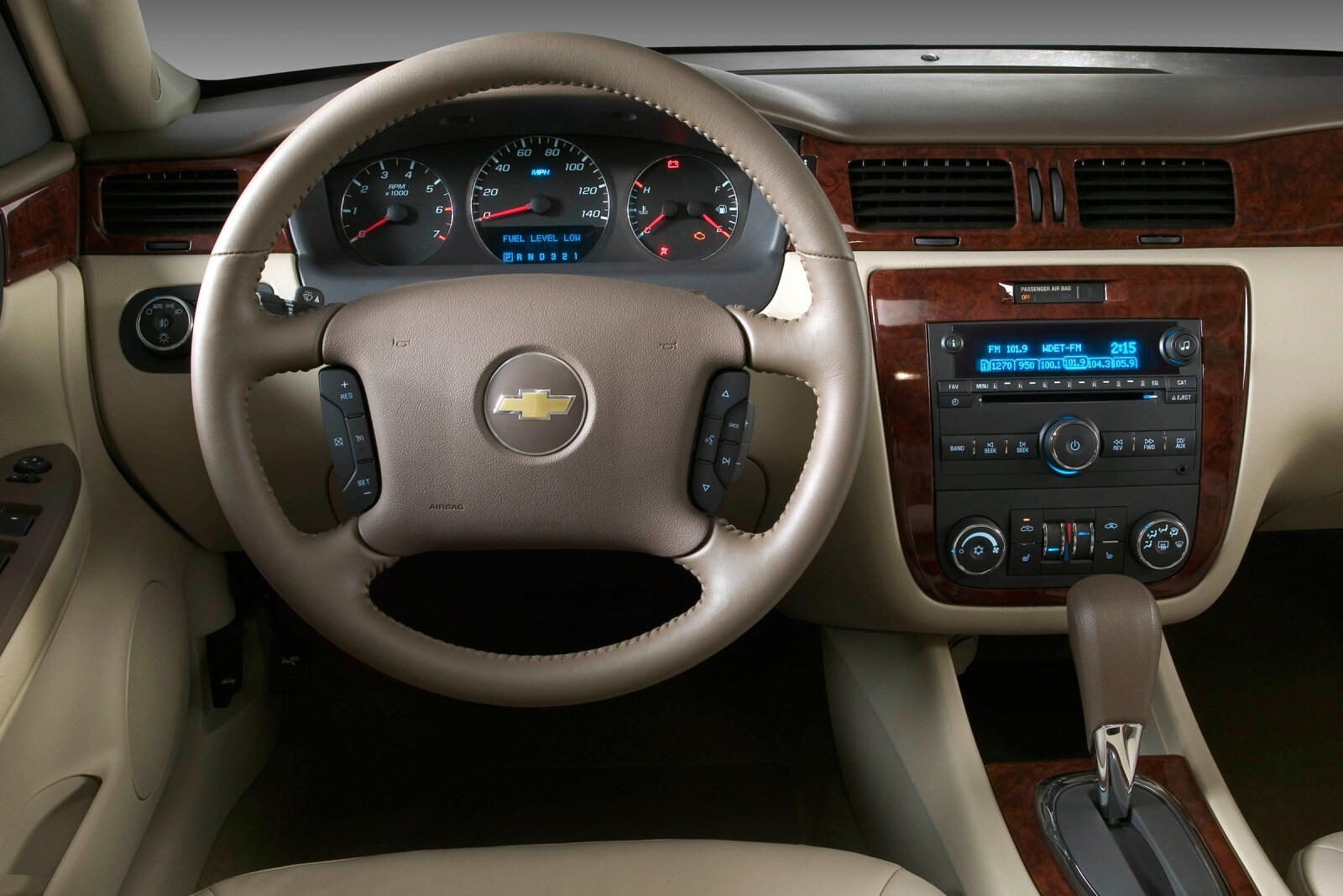 2008 Chevrolet Impala interior D