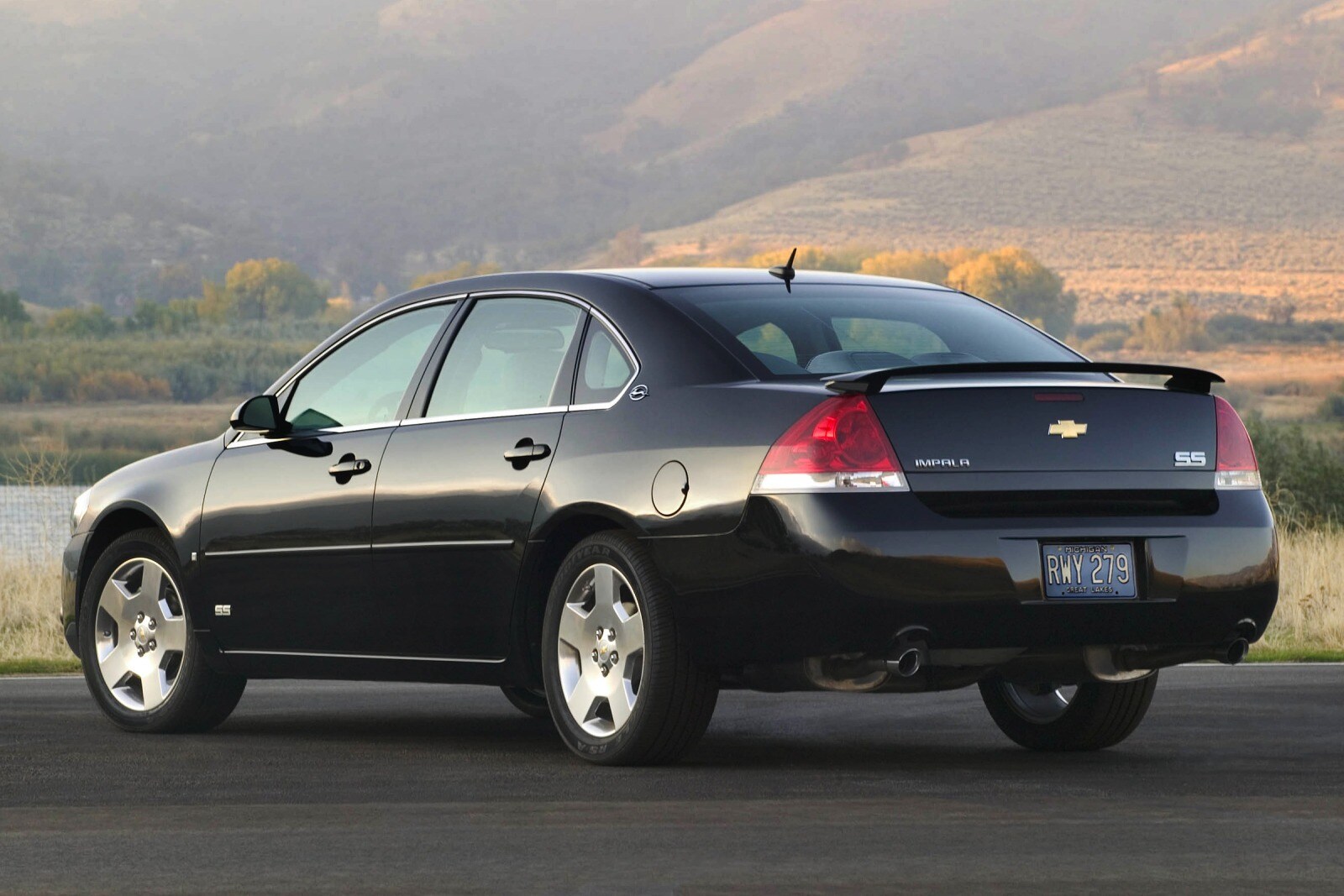2009 Chevrolet Impala SS Sedan Exterior