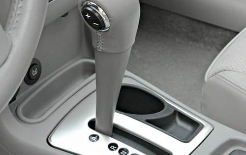 2004 Chevrolet Malibu interior DETAIL