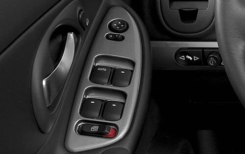 2006 Chevrolet Malibu Maxx interior DETAIL