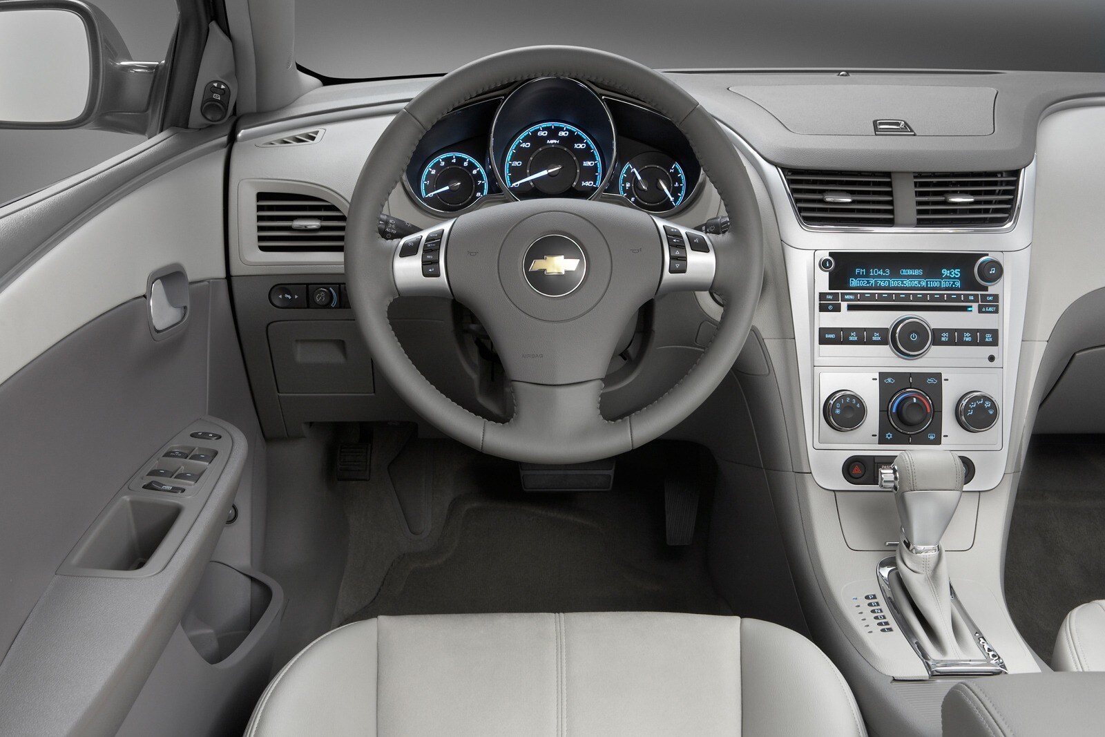 2009 Chevrolet Malibu interior D