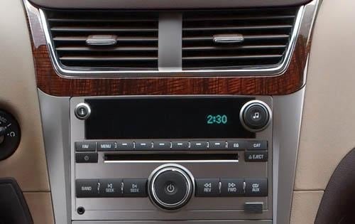 2011 Chevrolet Malibu interior CC