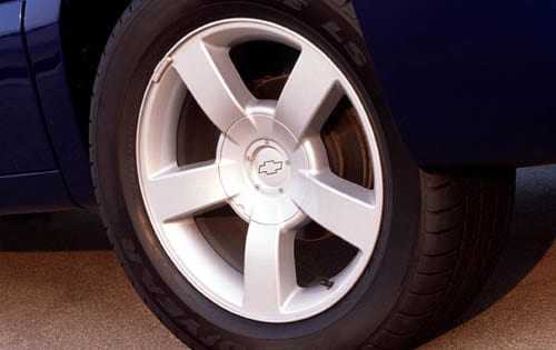 2003 Chevrolet Silverado — OEM photo 3