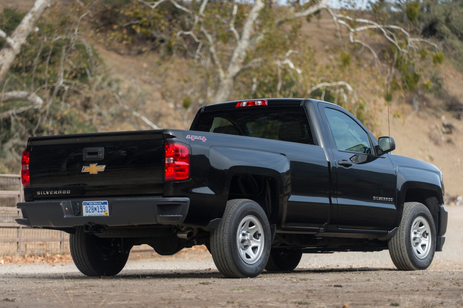 2016 Chevrolet Silverado 1500 exterior F