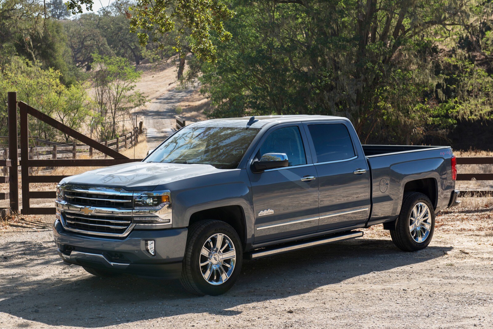 2017 Chevrolet Silverado 1500 exterior F