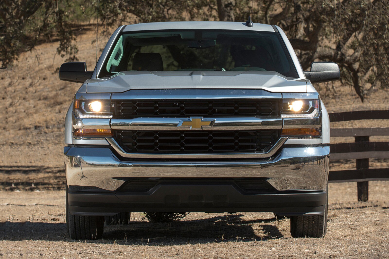 2017 Chevrolet Silverado 1500 exterior F